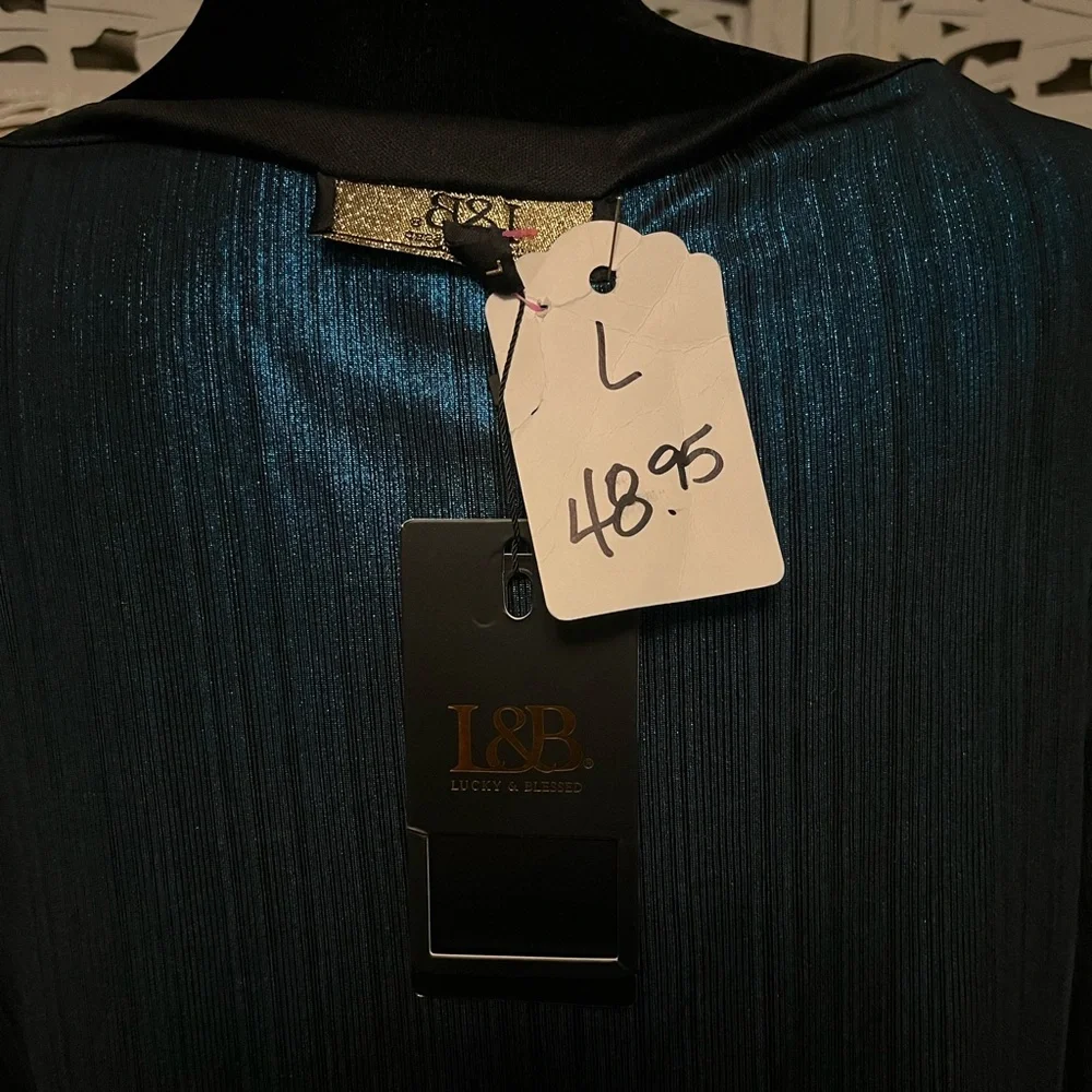 NWT! LUCKY & BLESSED GORGEOUS BOUTIQUE METALLIC TURQ BLUE LONG BELL SLEEVES TOP - Picture 10 of 10